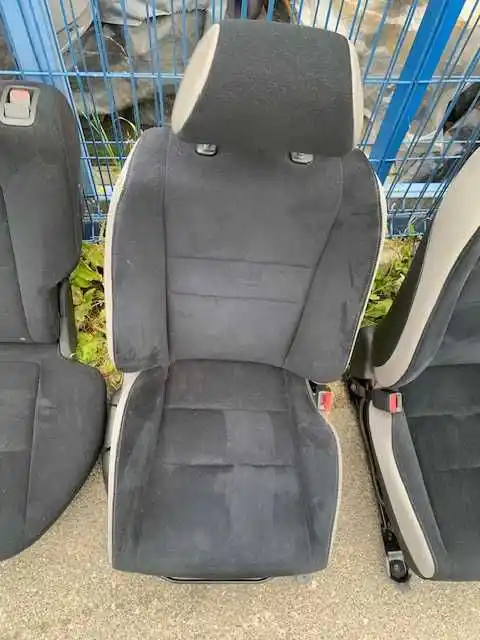 HONDA CIVIC UFO VIII 5d tapicerka fotele Europa ładne