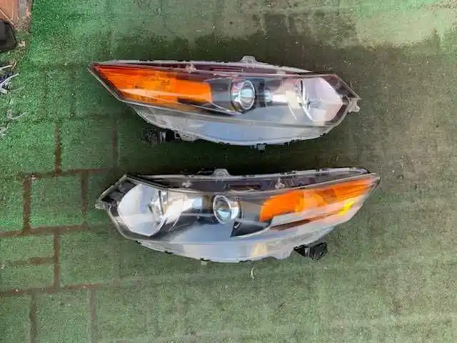 Honda Accord VIII 2008- Lampa Przód Zwykła Oryginał Europa