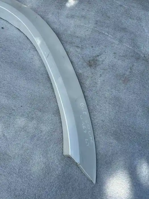 Mercedes GLE Coupe W167 Listwa Błotnika Lewa Tylna