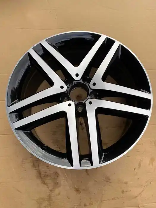 Mercedes Vito W447 V-Klasa Pojedyncza Felga 19