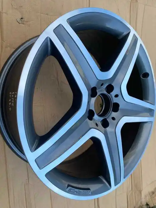 Mercedes GLA W156 Felga 19