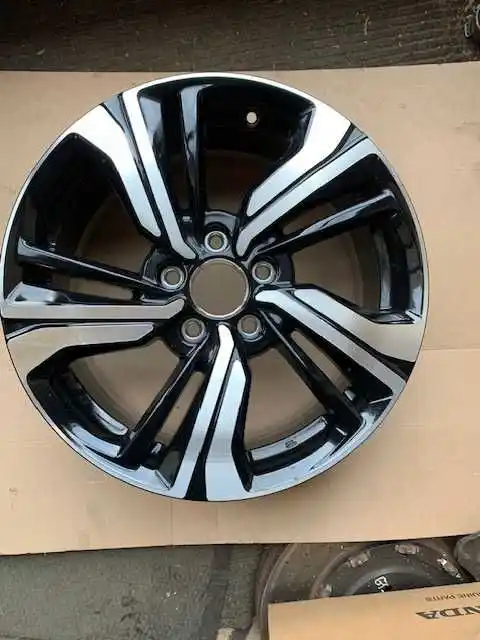 HONDA CIVIC X  2017 - 4d Sedan Felga 17 7j Nowa Oem