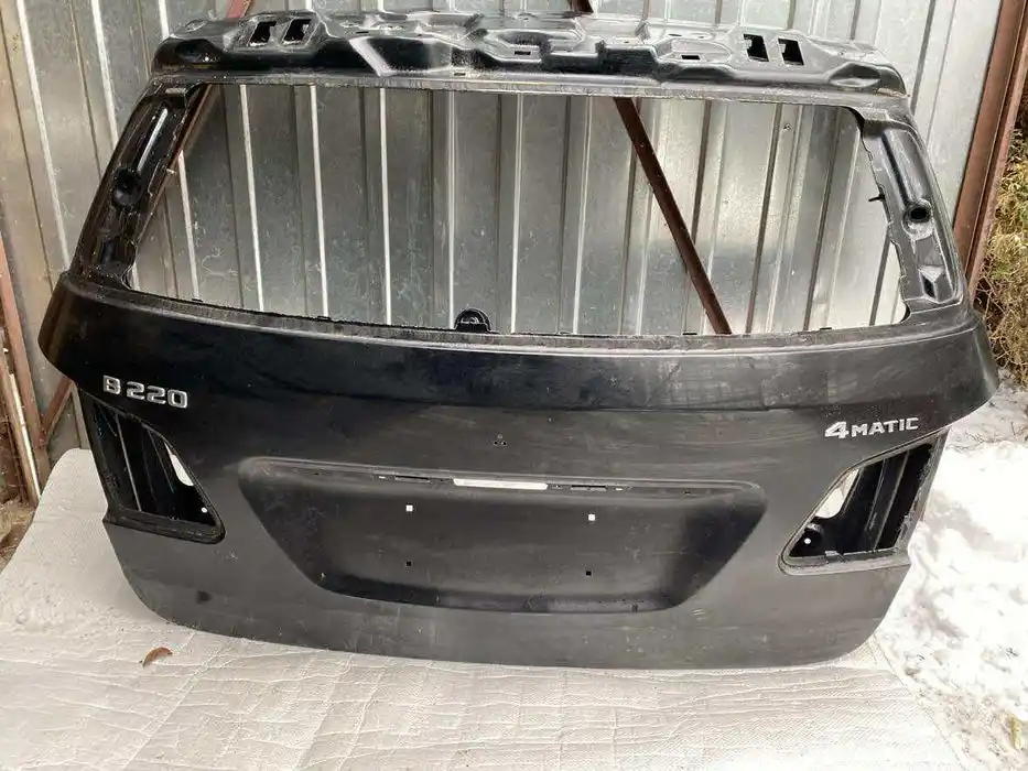 Mercedes B Klasa W246 Klapa Bagażnika