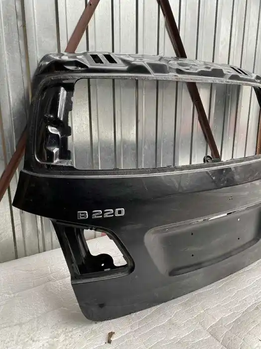 Mercedes B Klasa W246 Klapa Bagażnika