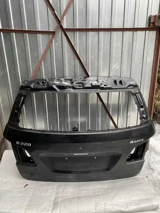 Mercedes B Klasa W246 Klapa Bagażnika