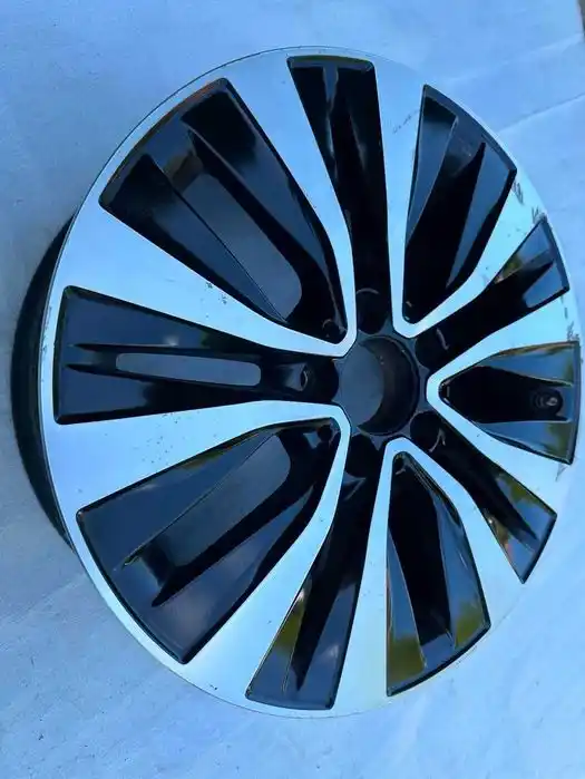 Mercedes CLA W177 Pojedyńcza Felga 17