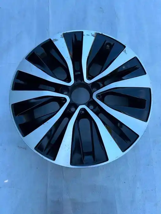Mercedes CLA W177 Pojedyńcza Felga 17