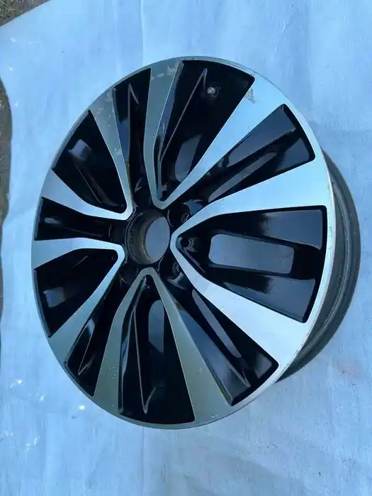 Mercedes CLA W177 Pojedyńcza Felga 17