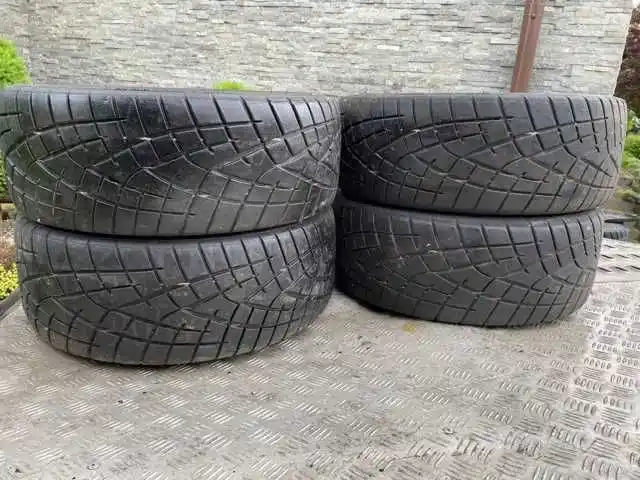 Opony Toyo Proxes r1r 215/45/17