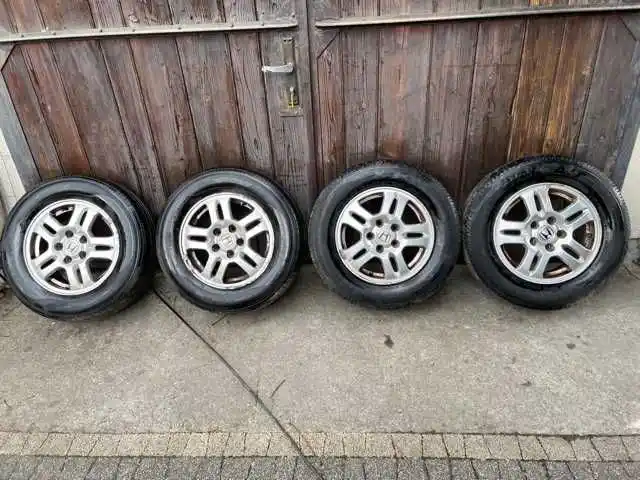 Honda CRV CR-V 1/2- Kola 15 Cali 205/70/15
