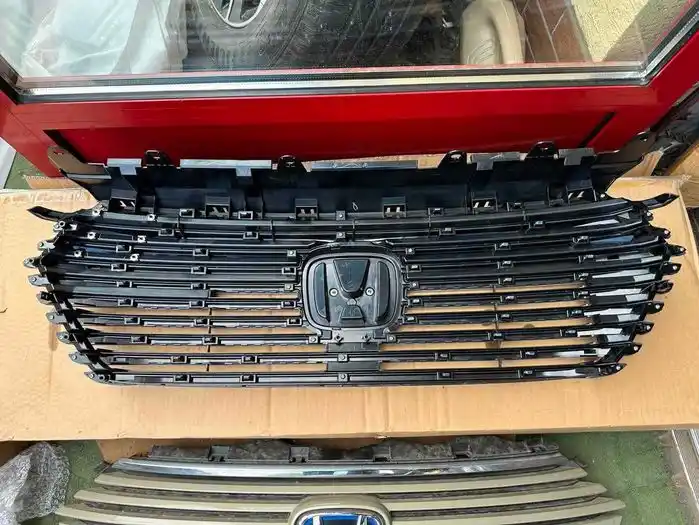 Honda HRV III 2021- Grill Atrapa