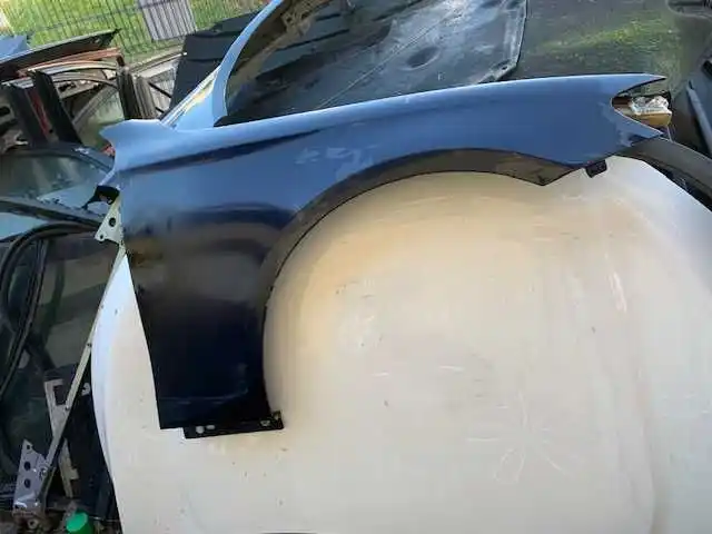 Mercedes E klasa w213 Błotnik   Prawy Alu OEM