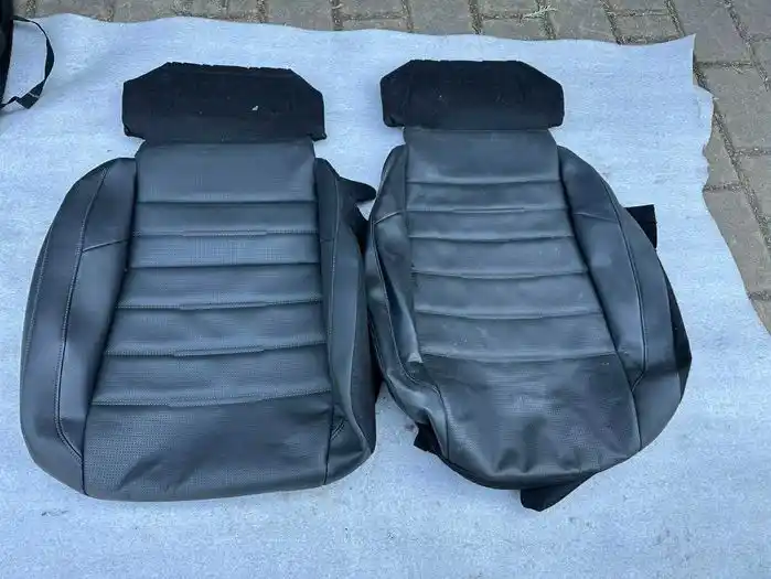 Honda CR-V VI Tapicerka Fotela Przód Prawy
