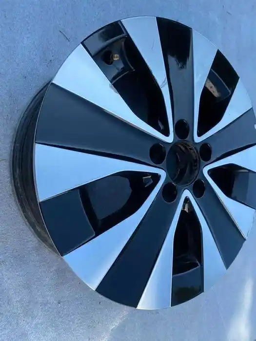 Mercedes Vito V Klasa W447 Pojedyńcza Felga 17
