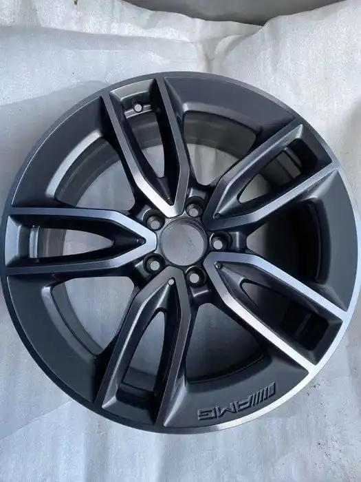 Mercedes GLB X247 Pojedyńcza Felga 19