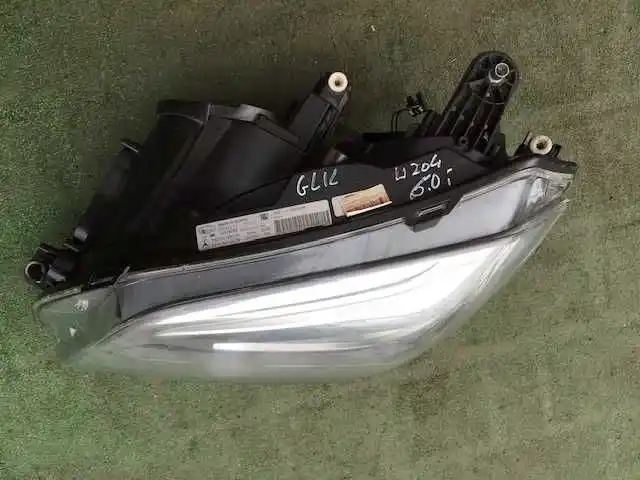 Mercedes GLK   Lampa Lewa Przód