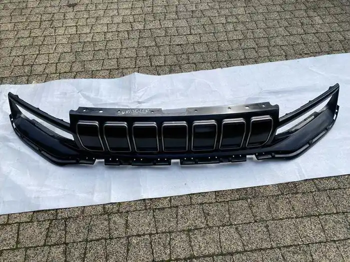 Jeep Avenger Zderzak Grill Atrapa Przód