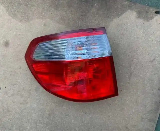 Honda Odyssey III 2005- Lampa Tył Lewa