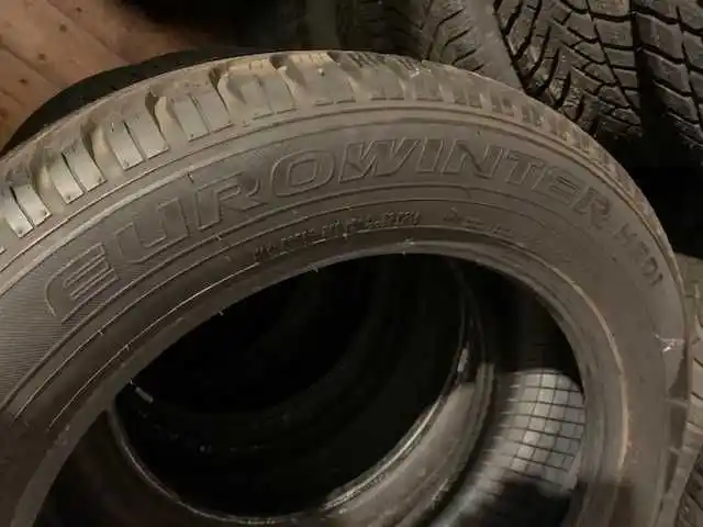 Opony Zimowe 19  Falken Eurowinter HS01 235/55 R19 105V  8mm
