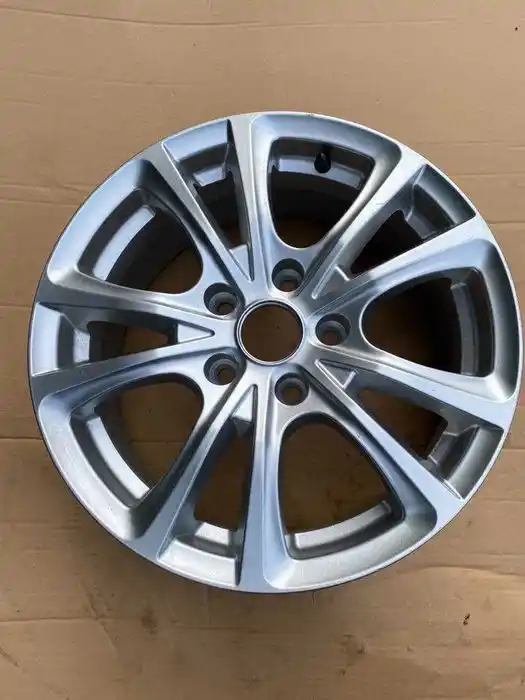 ATT 615 Pojedyncza Felga 16  5x114,3