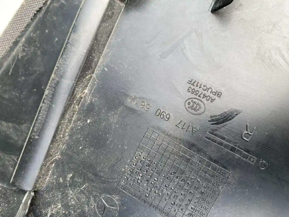 Mercedes CLA W117 Osłona Słupka Prawa