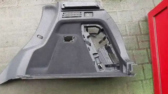 Honda Civic IX 5D Boczek Prawy Tylny