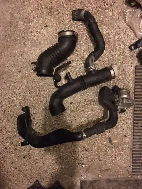 Subaru Impreza III 2.5 Turbo Sti 2008- Rura Dolot