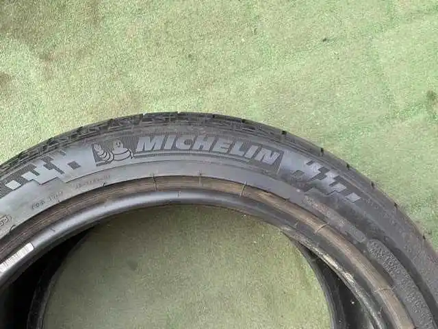 Opona 17 Michelin Pillot Sport 225/45/17
