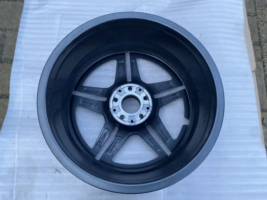 Mercedes GLC W253 Pojedyńcza Felga 19