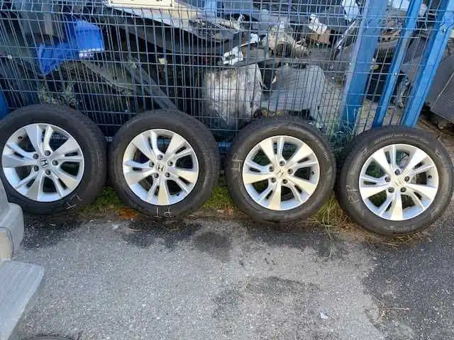 Honda HRV HR-V II  2015 - Koła 16  Zima 215/60/16 Opony 8MM