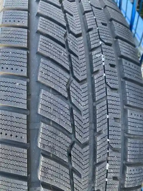 Honda HRV HR-V II  2015 - Koła 16  Zima 215/60/16 Opony 8MM