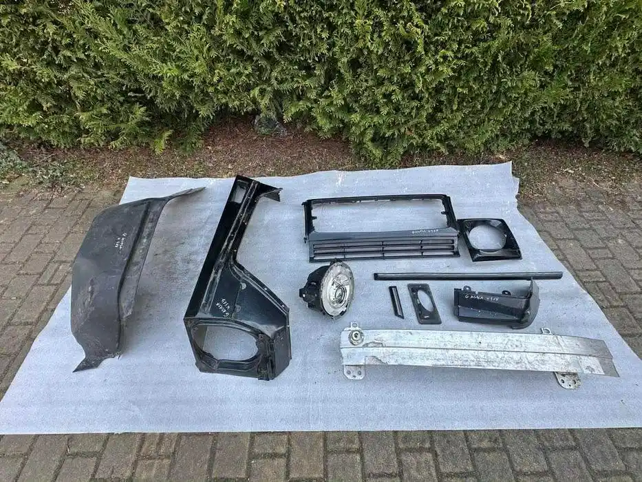 Mercedes G Klasa W463 12-18 Lift Grill Atrapa