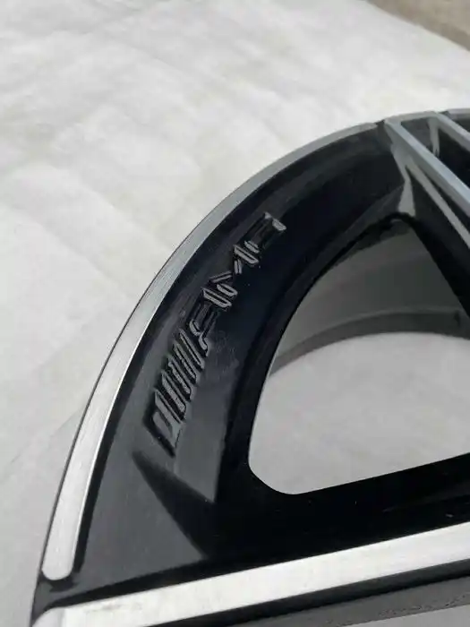 Mercedes CLA W118 W177 Pojedyńcza Felga 18 ładna ET49
