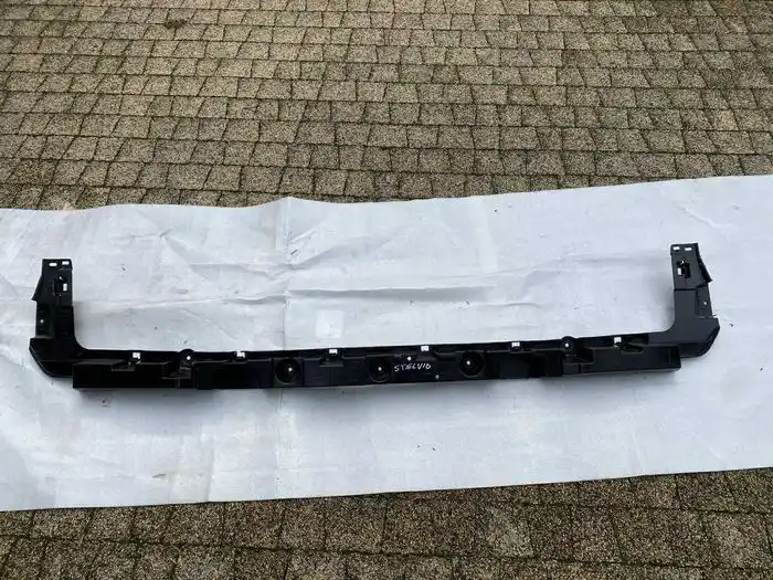 Alfa Romeo Stelvio Wspornik Zderzaka Tył