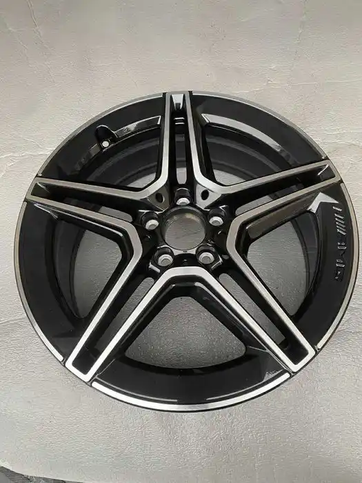 Mercedes GLA GLB W247 Pojedyńcza Felga 19