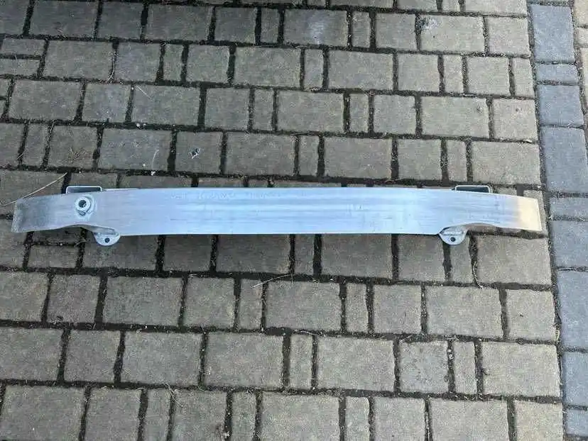 Jeep Grand Cherokee WK2 Belka Zderzak Tył