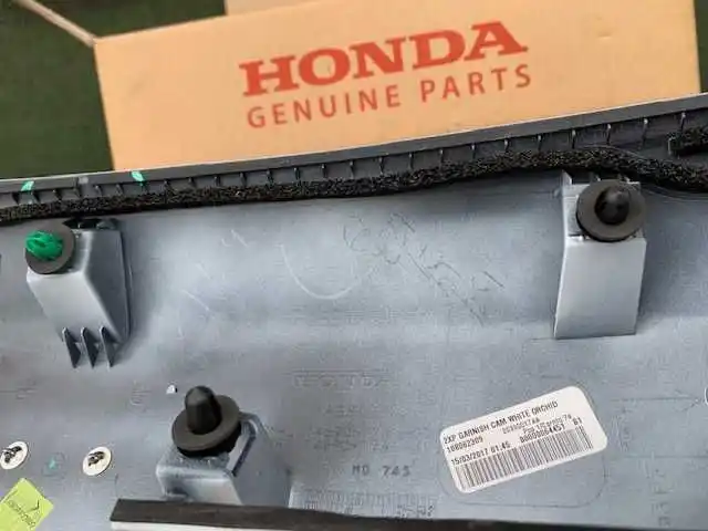 Honda HR-V II Blenda Klapy TYŁ NOWA OEM