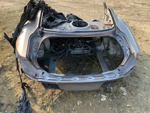 Maserati GranTurismo Pas Tył Tylny