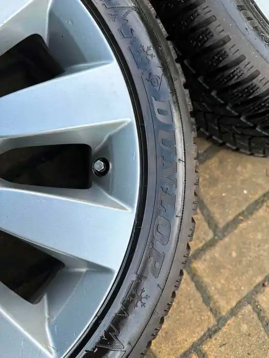 HONDA Civic VIII IX Koła  17  Zima Dunlop 8mm