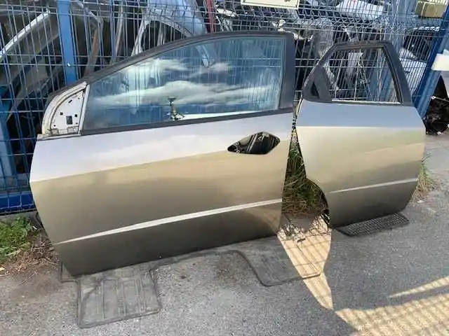 Honda Civic VIII UFO 2006- Drzwi  Przednie lewe NH701M