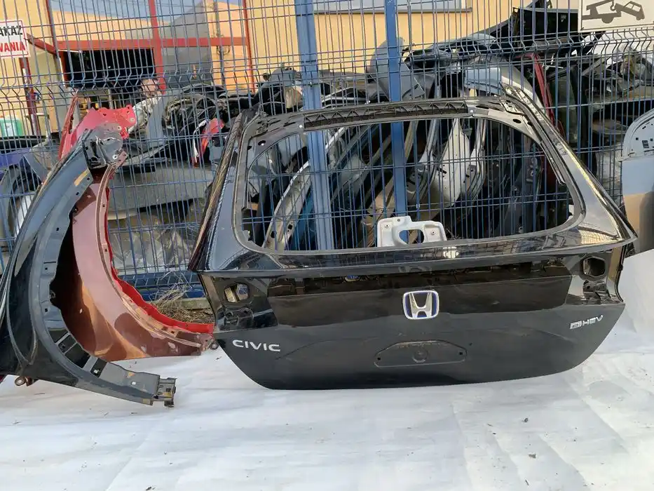 HONDA  CIVIC XI 2021 - Klapa Tył