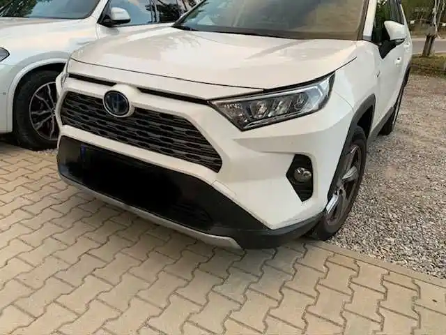 Toyota  RAV4  V 2018- PRZÓD  KOLOR 040 HYBRYDA