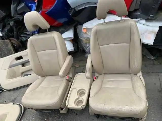 HONDA CRV CR-V  II  2002 - Skóra tapicerka fotele skórzane