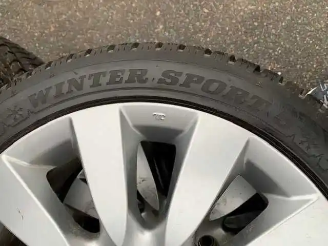 Honda Civic VIII IX UFO Koła Zimowe 17  225/45/17 Dunlop