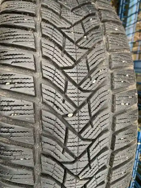 Honda Civic VIII IX UFO Koła Zimowe 17  225/45/17 Dunlop