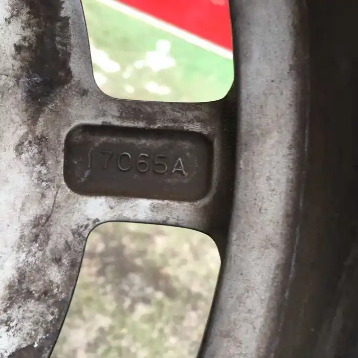 Honda E- Felga 17 Cali