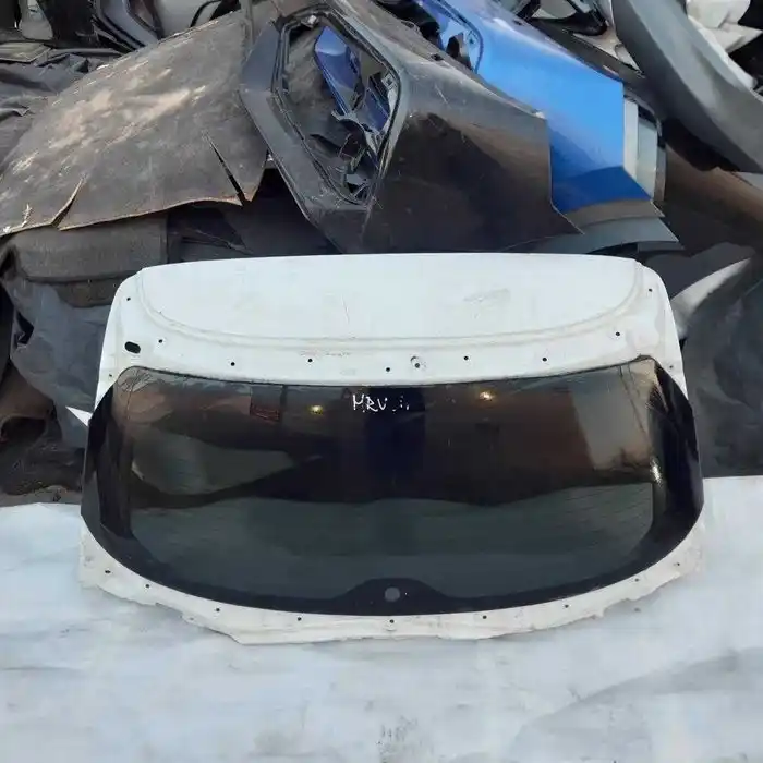 Honda HRV II 2015- Szyba Tylna Dymiona