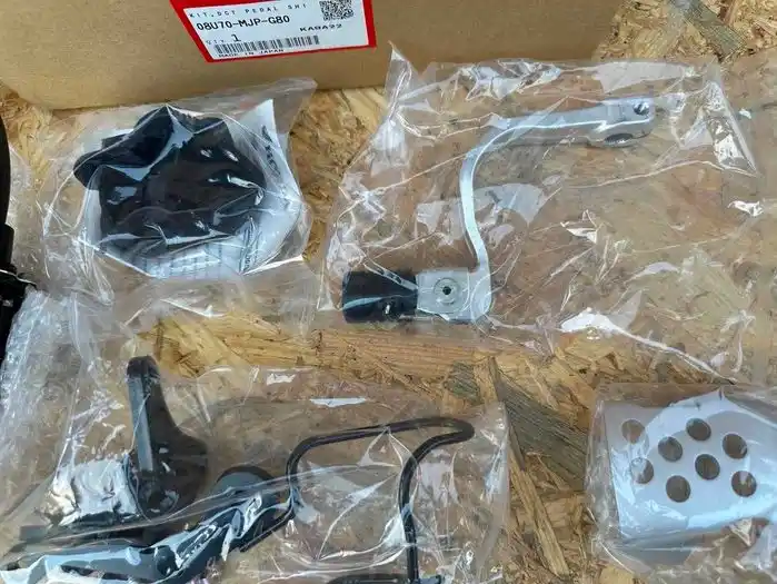 Honda CRF 1100 Africa Twin Zestaw Pedał Zmiany Biegów DCT OEM