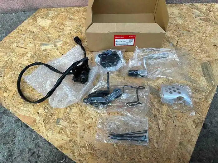Honda CRF 1100 Africa Twin Zestaw Pedał Zmiany Biegów DCT OEM