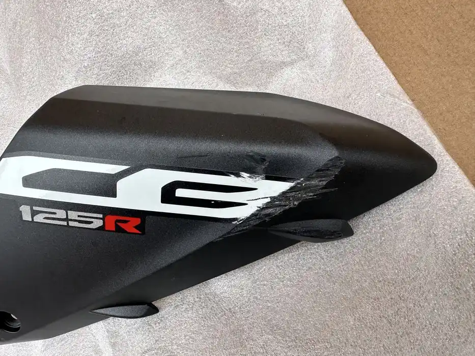 Honda CB 125 Osłona Boczna Lewa OEM